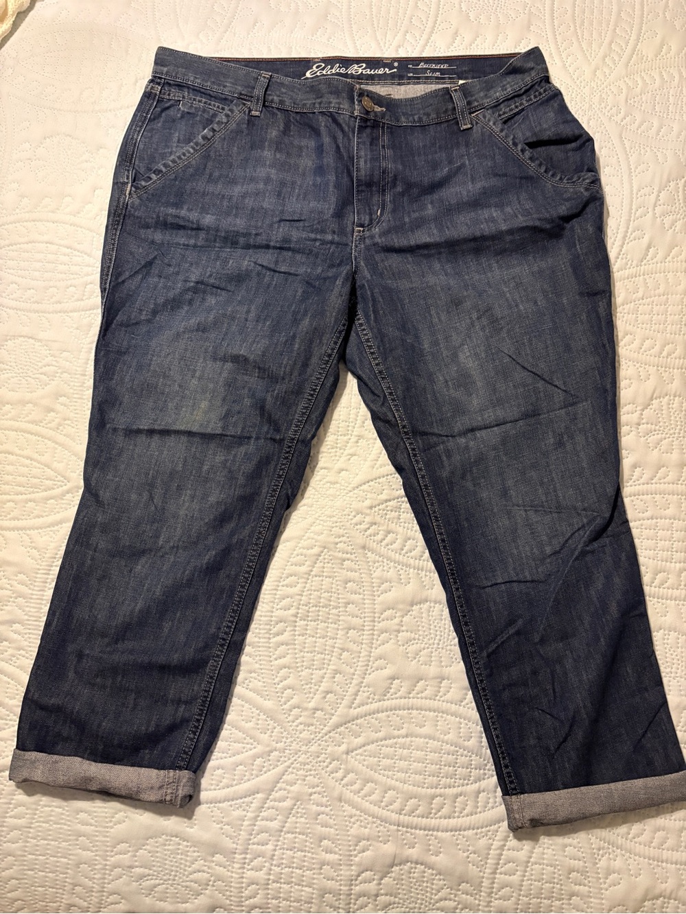 Eddie Bauer Women's Cropped Boyfriend Slim Jeans in Washed Blue